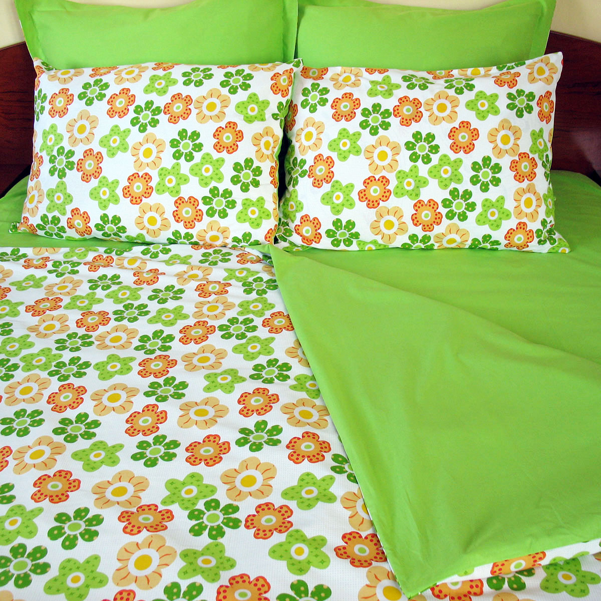 Lenjerie de pat Funny Flowers Duo-G, King Size, calitate I, cod FF_MU_Green